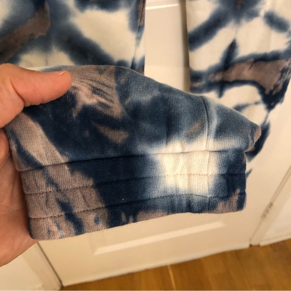 R.G. Kane Women Tie Dye Sweatpants Blue Indigo USA Joggers small 

Size Small - Picture 11 of 13